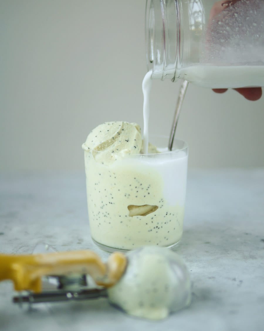 Lemon-Curd-Poppy-Seed-Nice-Cream4